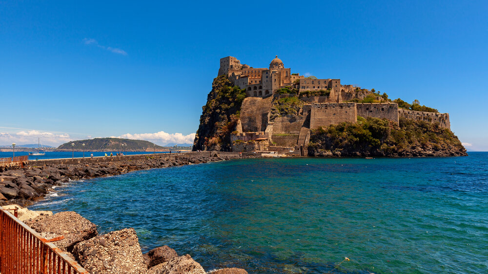 Ischia ( Itálie ), tip na trip, tip na nejlevnější letenka Lowkosťák